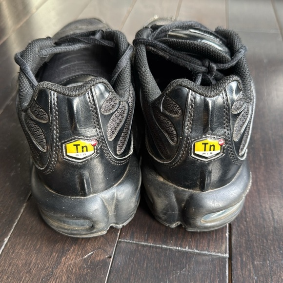 🟢 Men's Black Nike Air Max Plus TN Size 9.5 - Picture 4 of 8